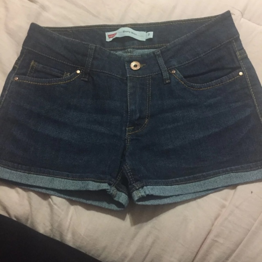 Levi’s shorts